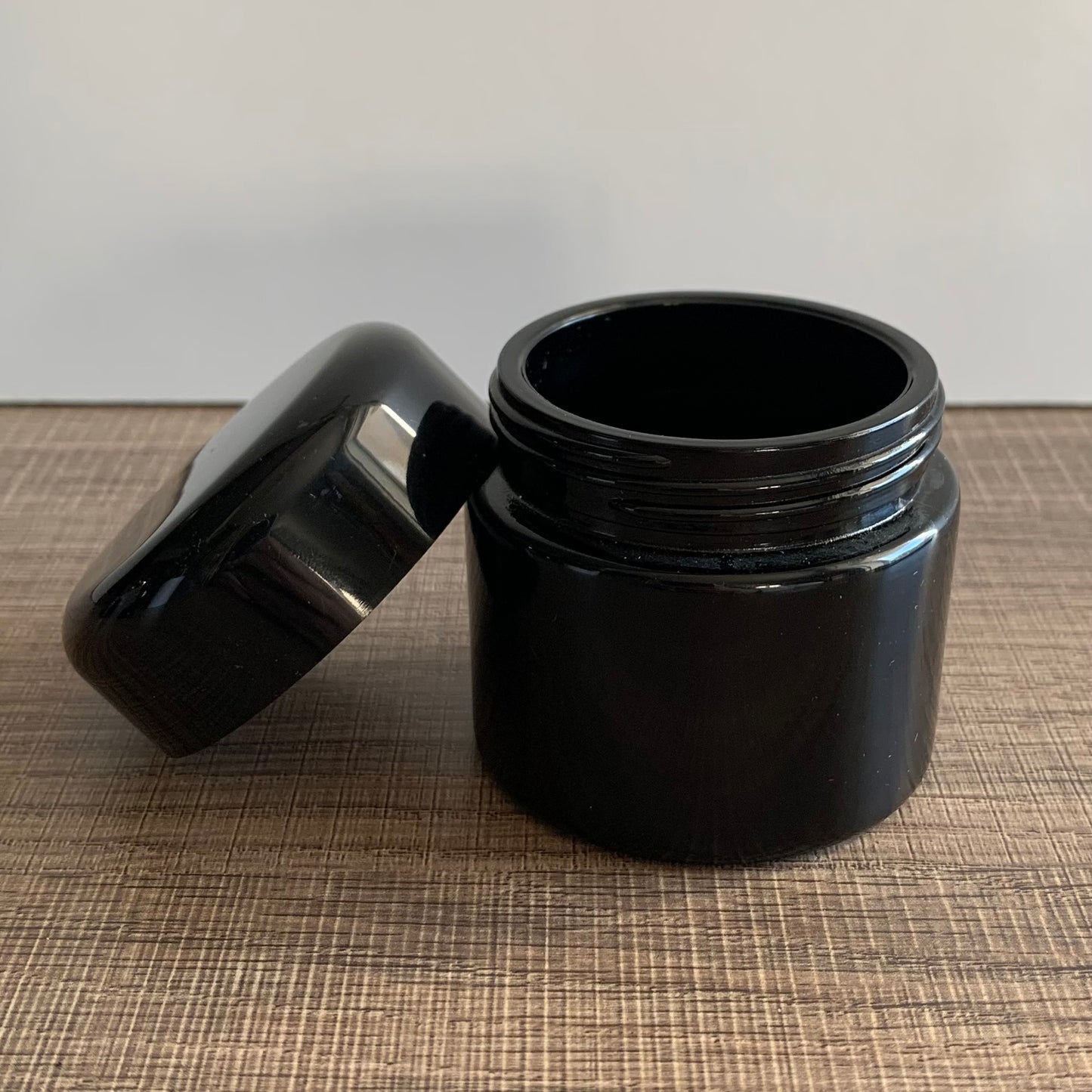 60 ml Black Glass Screw Top Jar
