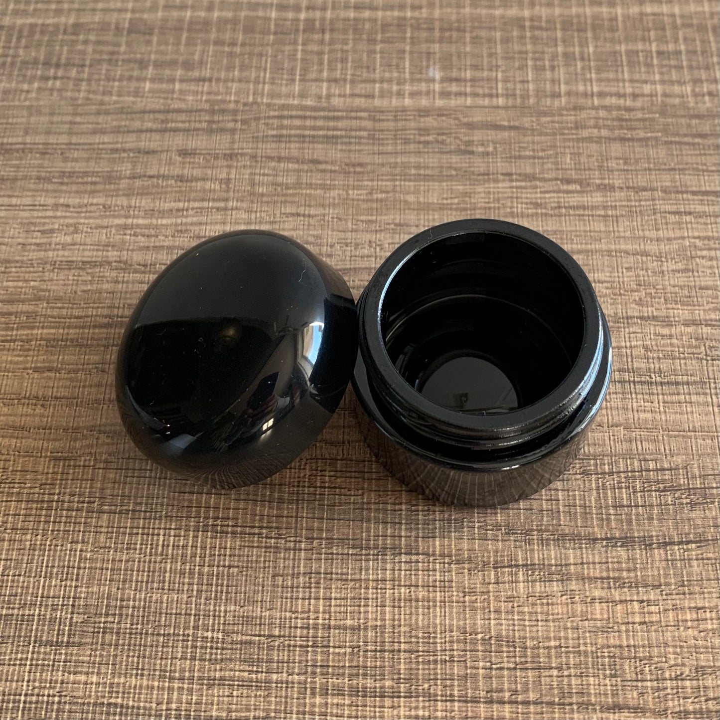 30 ml Black Glass Screw Top Jar