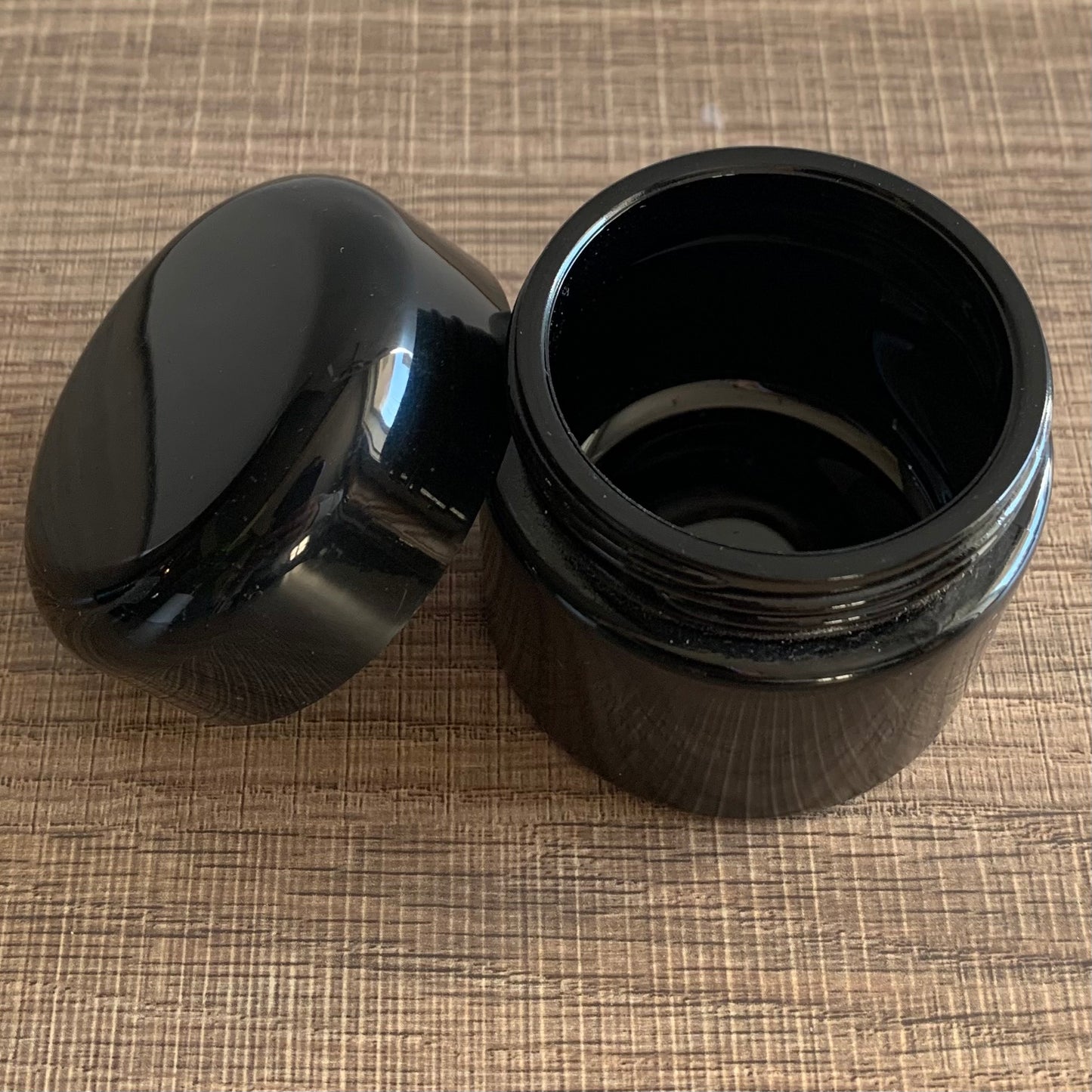 60 ml Black Glass Screw Top Jar